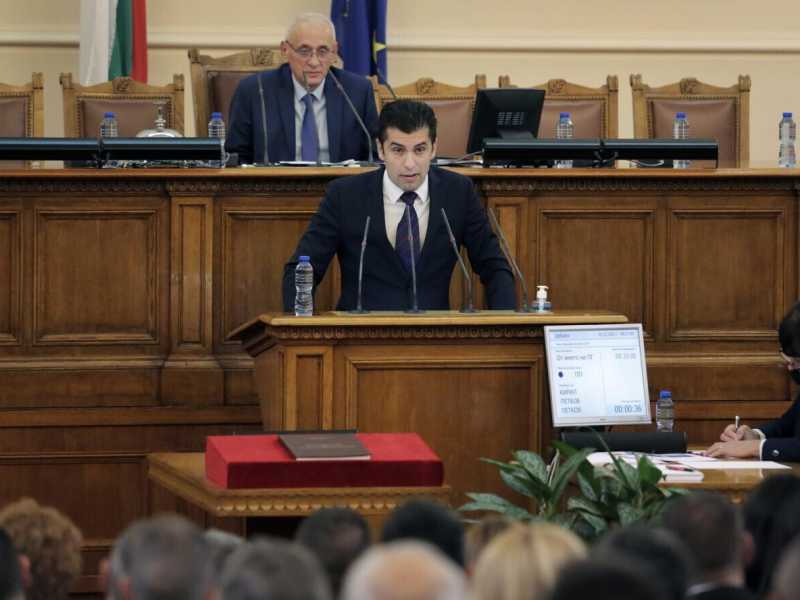 Stimoli sì vax: la Bulgaria s’affida alla virologa Radka Argirova