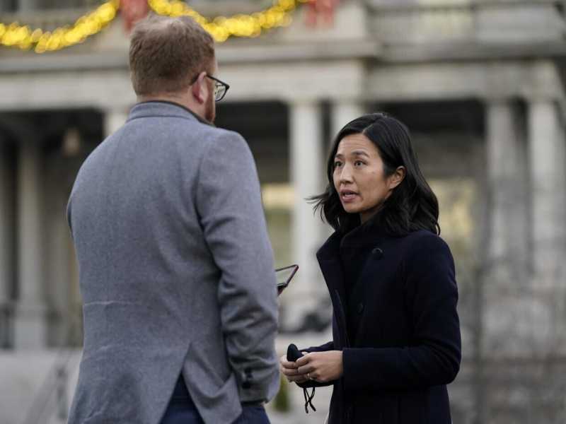 America sì vax. La sindaca di Boston Michelle Wu dice: da gennaio obbligo di vaccino