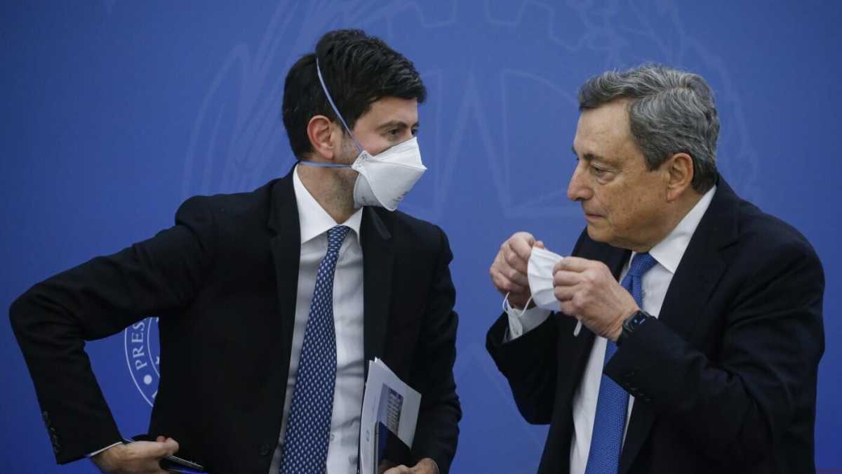 Immagine di Oggi le nuove restrizioni anti-Covid. Il piano di Draghi tra cabina di regia e Cdm