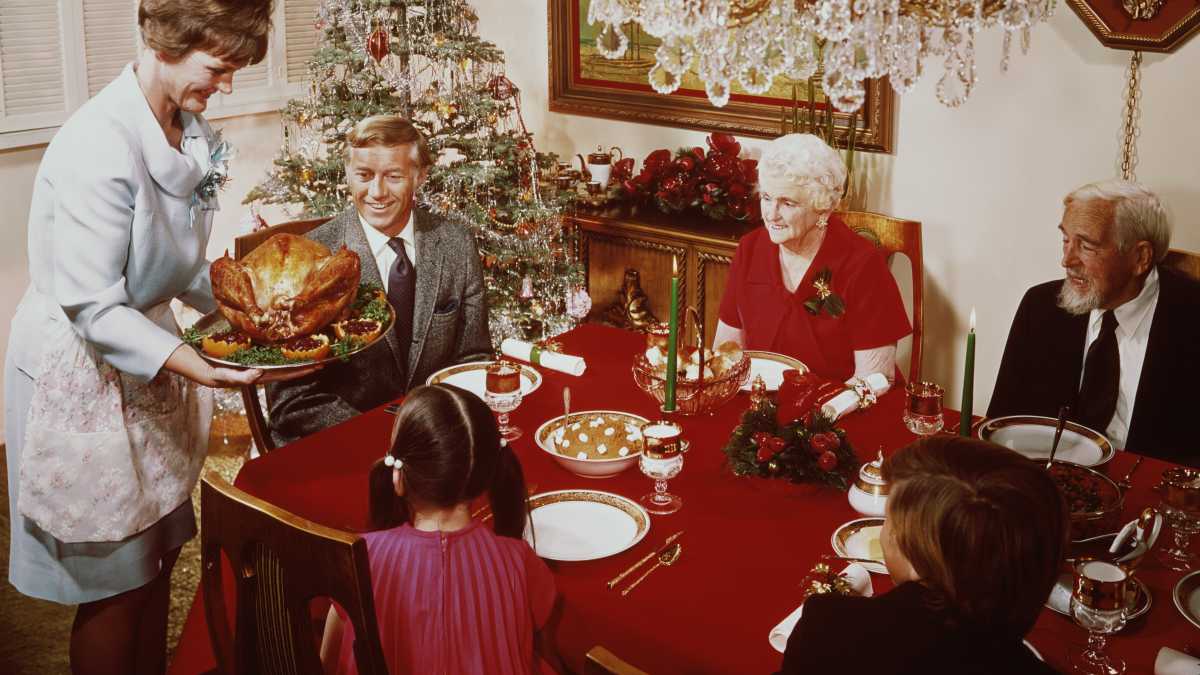 Immagine di A Natale abbuffatevi di libri. Cinque titoli per cinque portate (più l’ammazzacaffè)