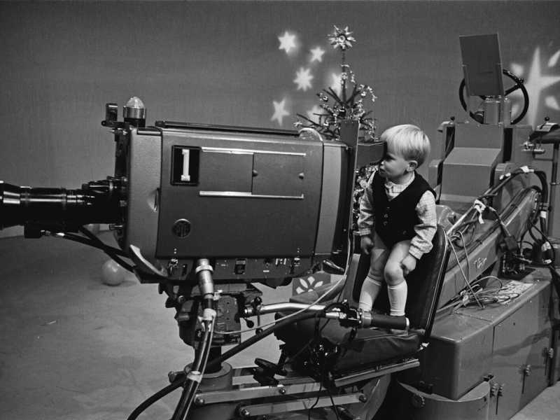 R. McPhedran/ Daily Express/Hulton Archive/Getty Images <br />