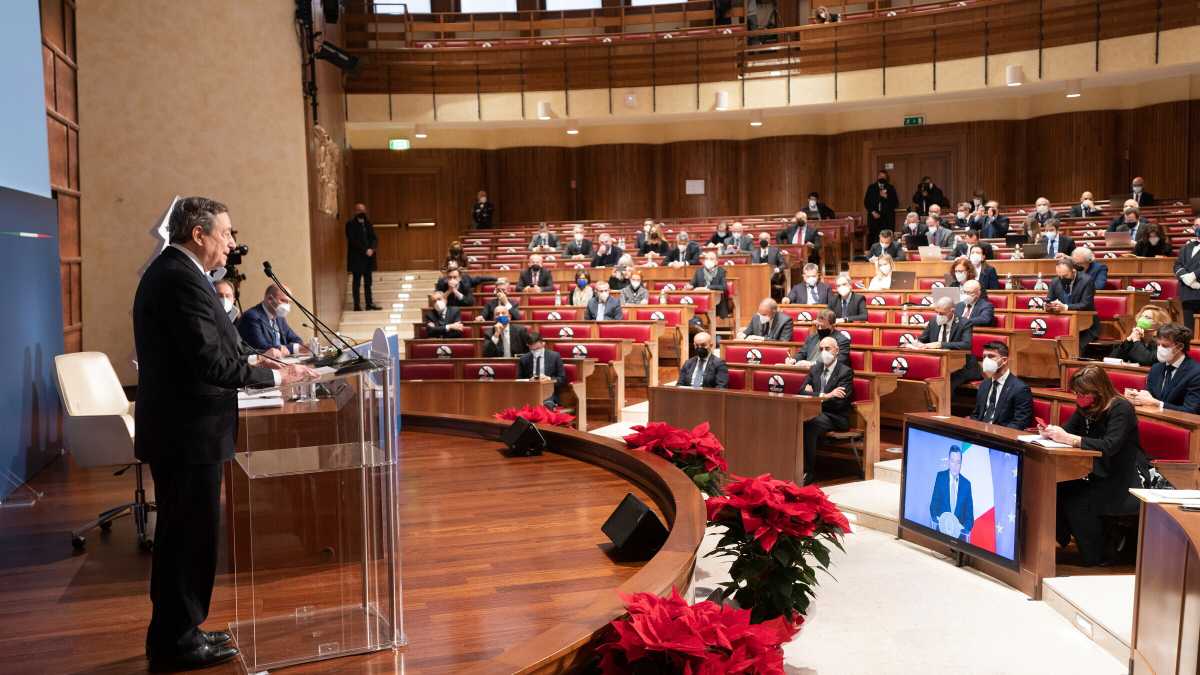 Immagine di I capigruppo stanno con Draghi: "Sarà difficile non votarlo". Il vero nodo rimane il sostituto
