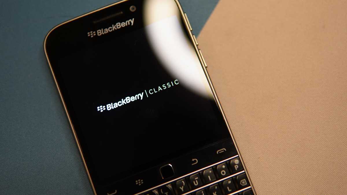 Immagine di Addio BlackBerry: lo smartphone canadese va in pensione