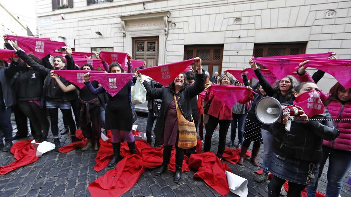 Immagine di Contro il calendario ideologico degli illetterati