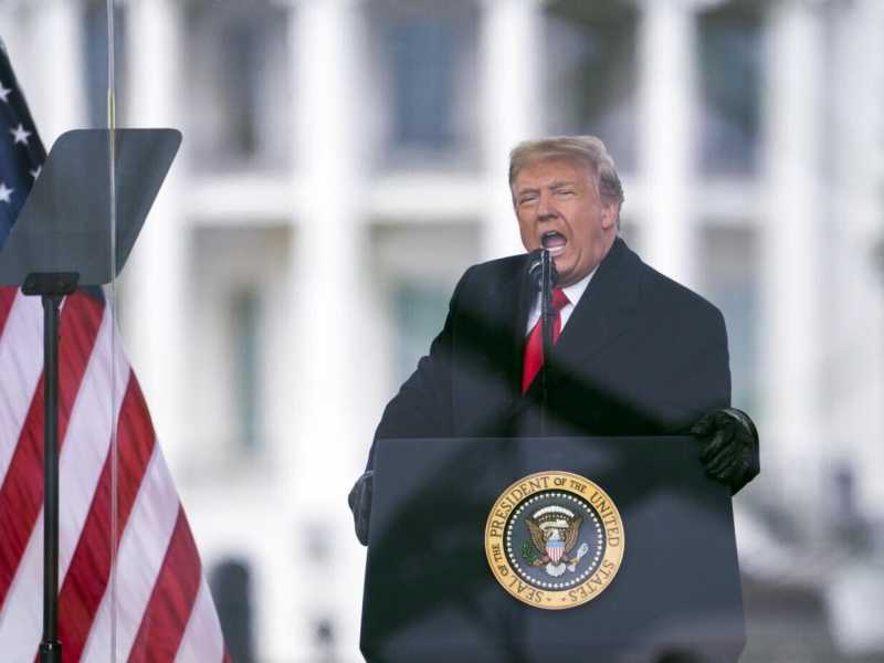 Trump prepara un discorso per schierarsi con l'attacco al Congresso di un anno fa
