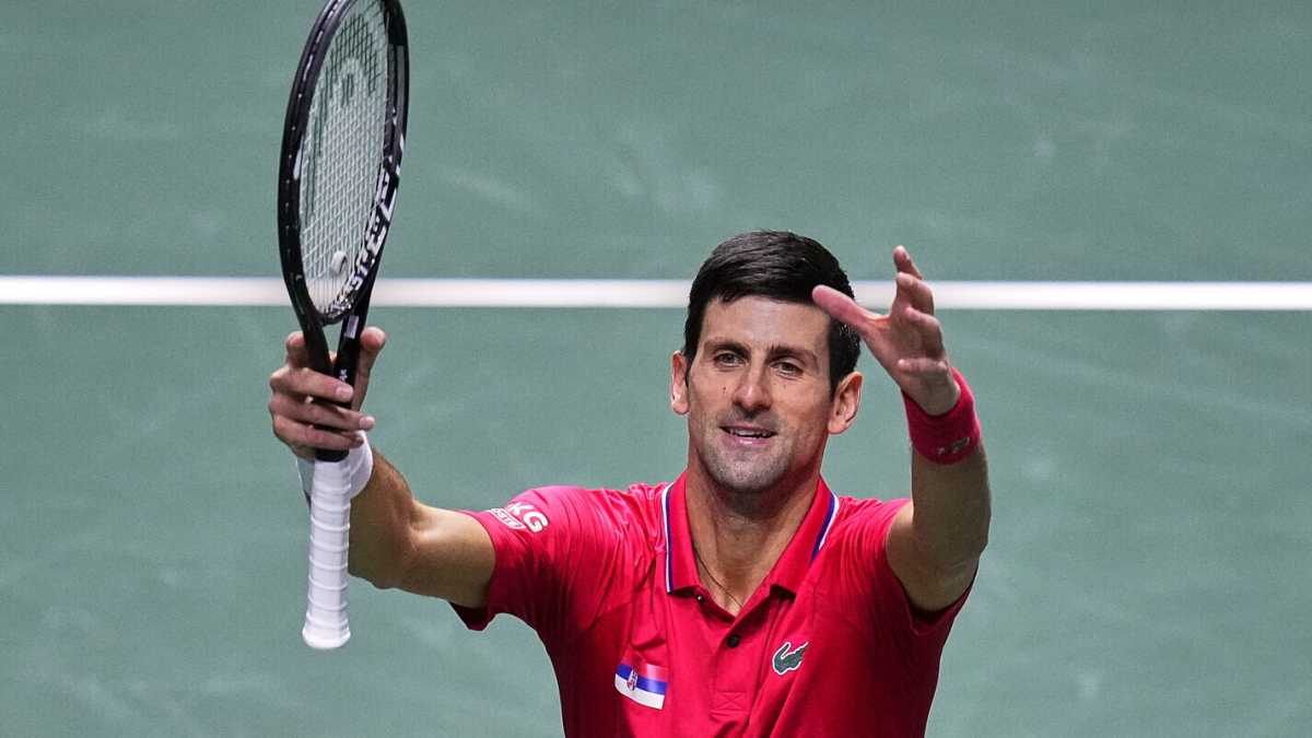 Immagine di Ecco come Djokovic ha trascorso la notte all'aeroporto di Melbourne