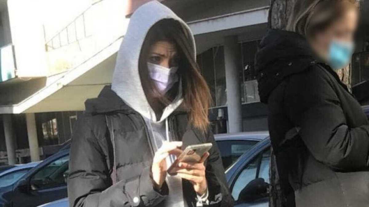 Immagine di È ufficiale, Raggi è la paladina dei No vax: "Non vanno ghettizzati"