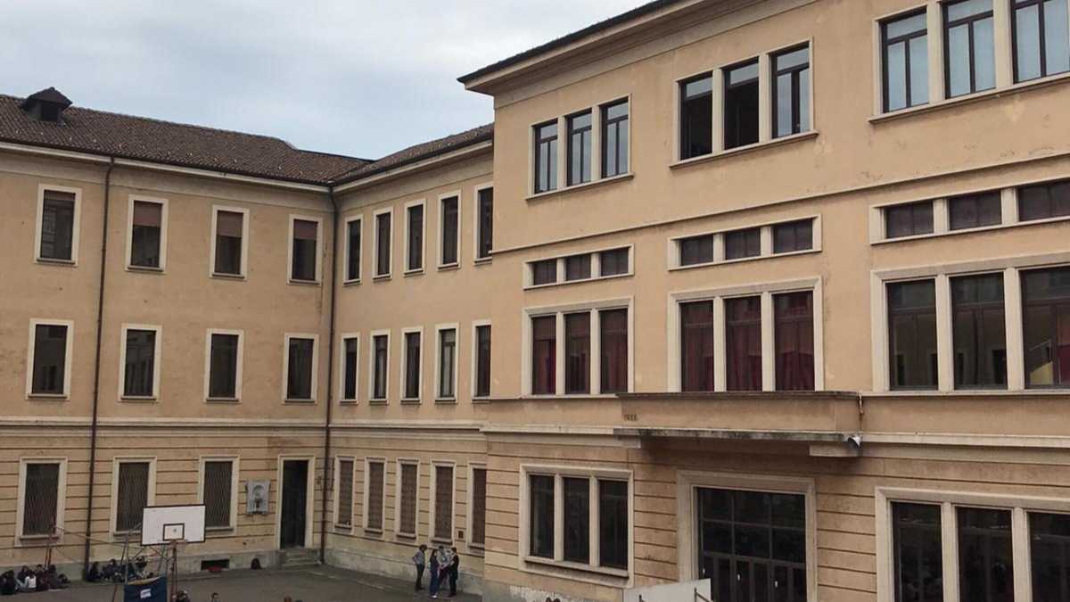 Immagine di Manzoni okkupato ma senza Dad