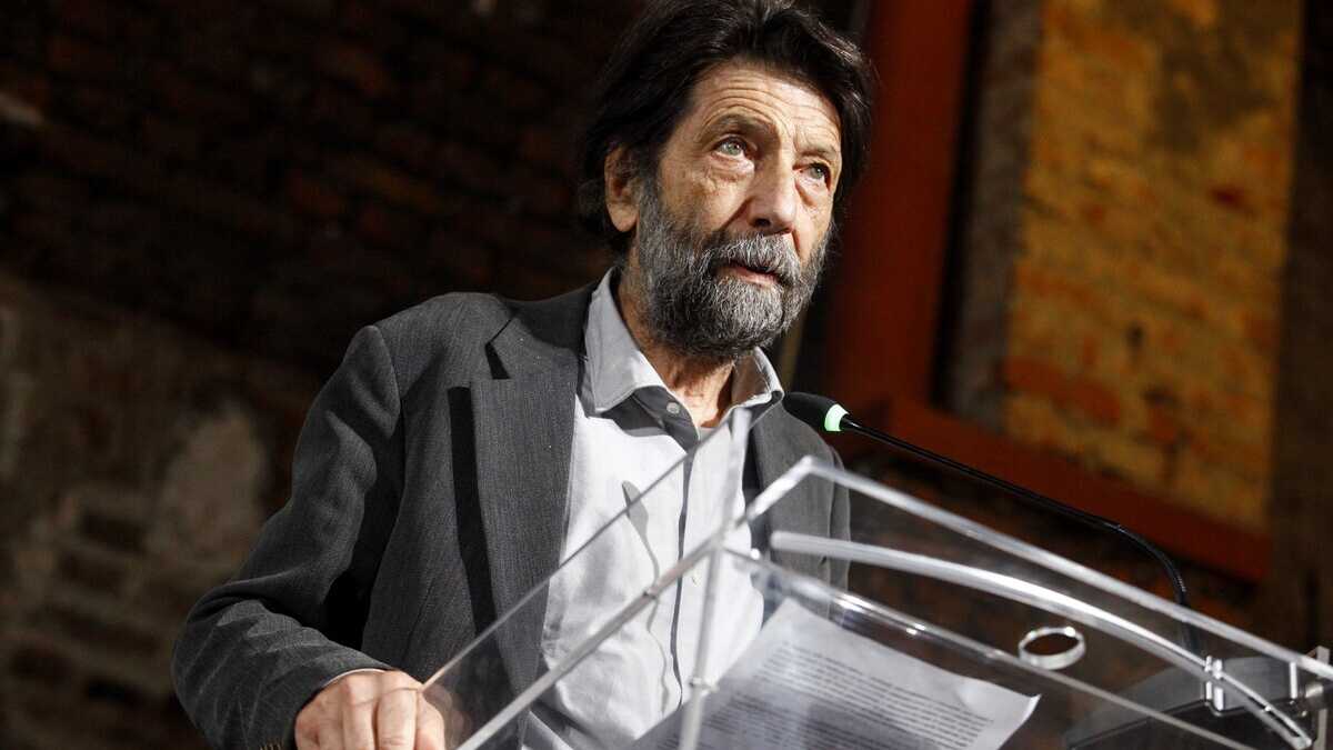 Immagine di Caro Cacciari, non sei Socrate