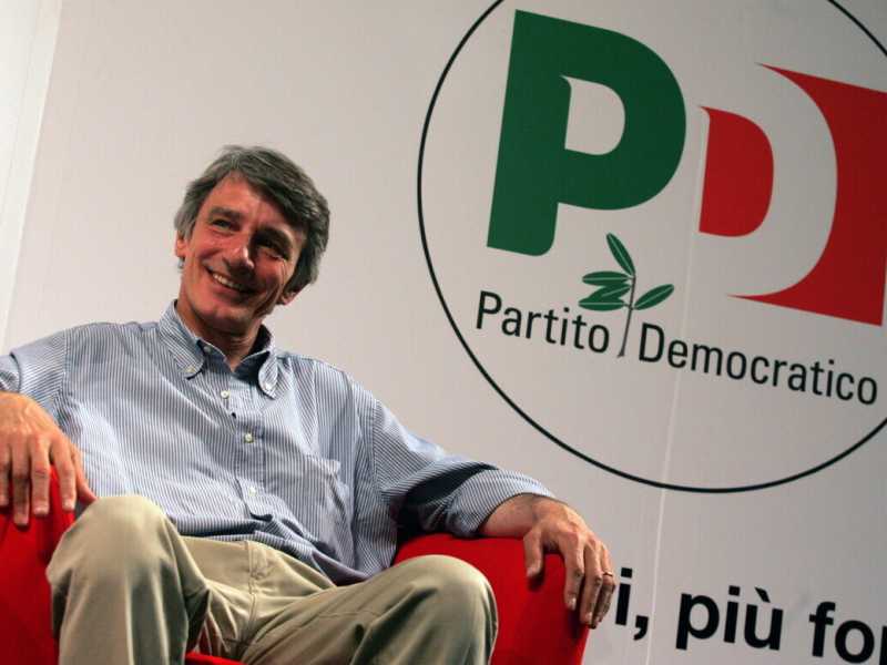 La vita di David Sassoli raccontata per immagini