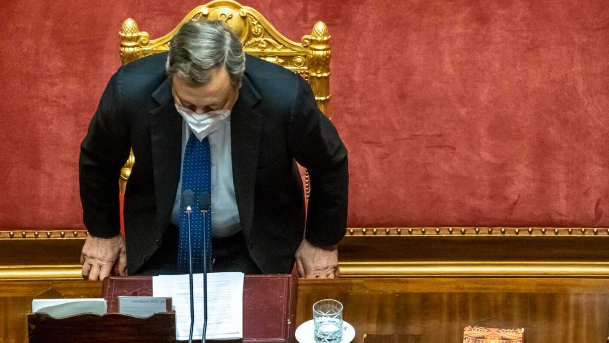 Immagine di Il labirinto di Draghi: la commozione per Sassoli e l'asse con i ministri. Altra giornata di passione del premier