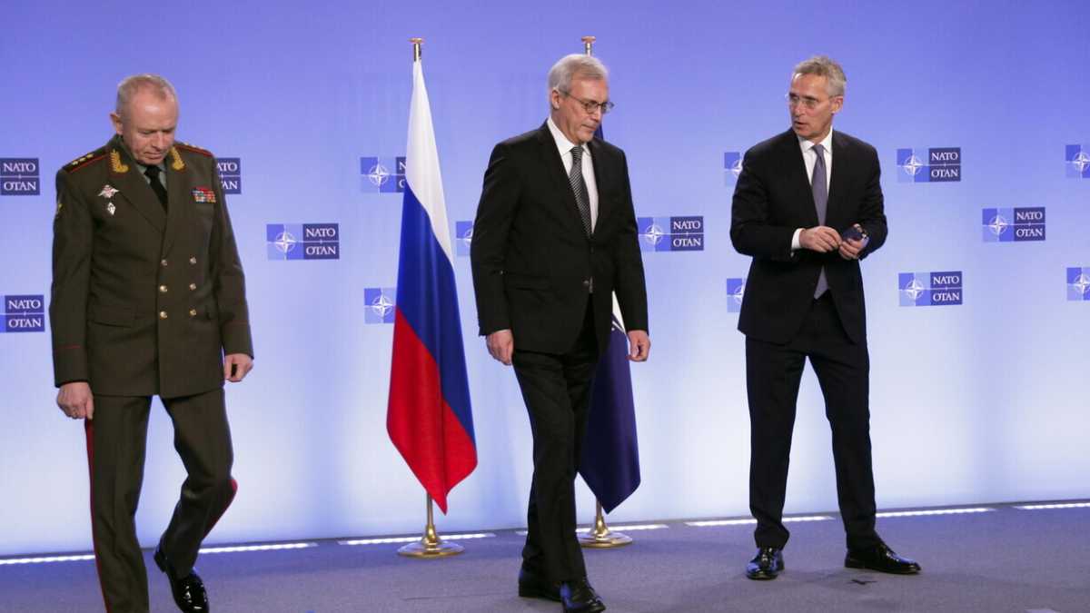 Immagine di Nell'incontro di Bruxelles sull'Ucraina, Nato batte Russia 1-0
