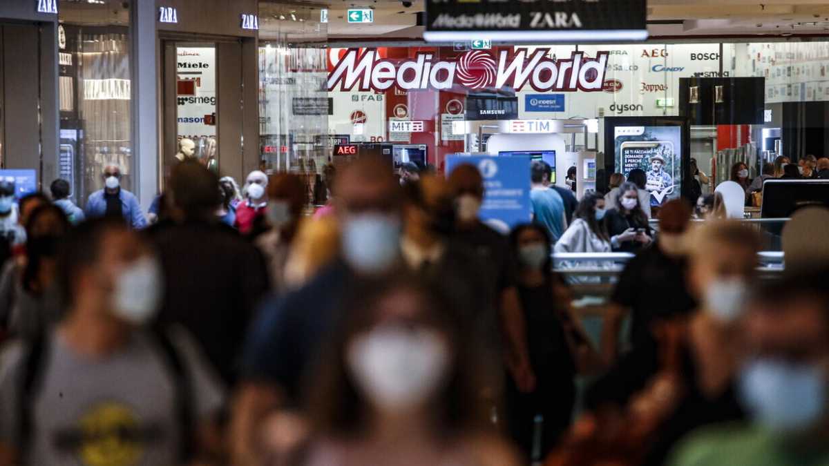 Immagine di L’economia del new normal: un altro vaccino contro Omicron