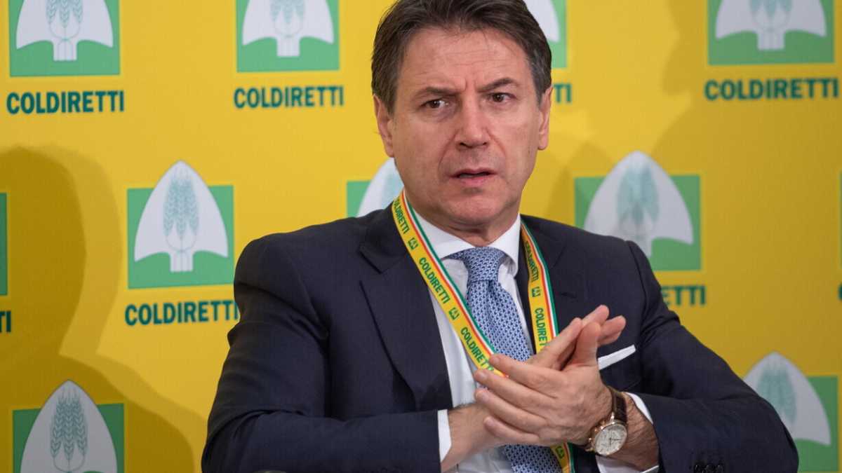 Immagine di Quirinale, Conte teme i franchi tiratori. Appello al M5s: restiamo uniti