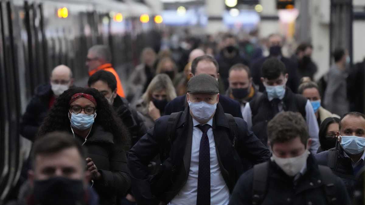Immagine di Meno quarantena, ma più tamponi. Lezioni dal Regno Unito