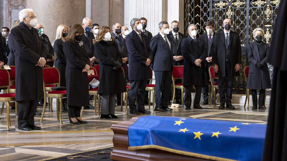 Immagine di I funerali di Sassoli: dolore, spirito europeo e tanti pensieri sul Quirinale