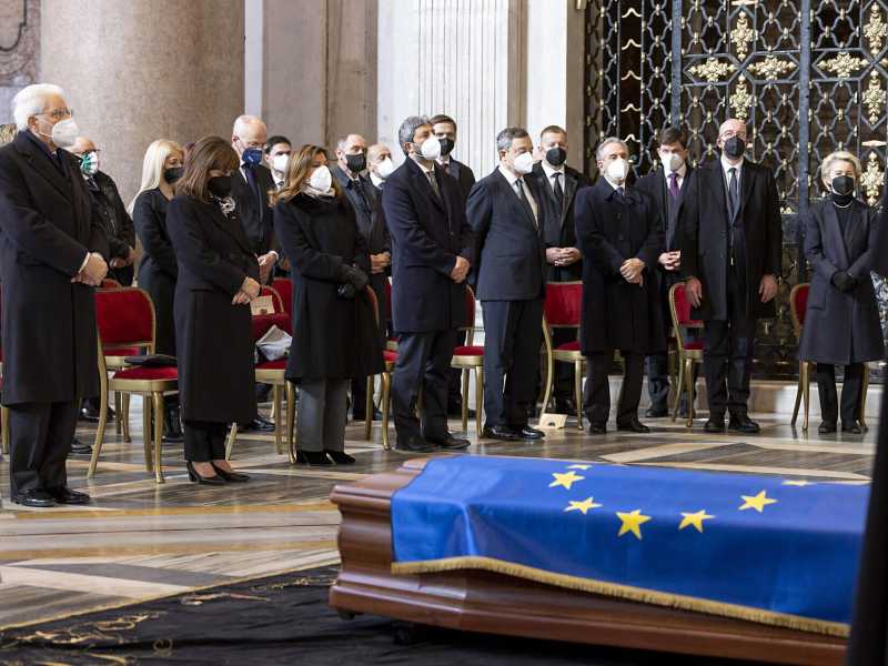 I funerali di Sassoli: dolore, spirito europeo e tanti pensieri sul Quirinale