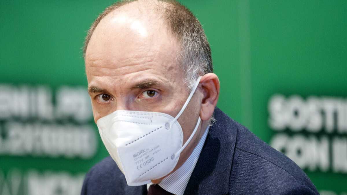 Immagine di Franceschini teme lo spettro del Cav., Orlando ha dubbi su Draghi. E Letta sceglie lo stallo sul Quirinale