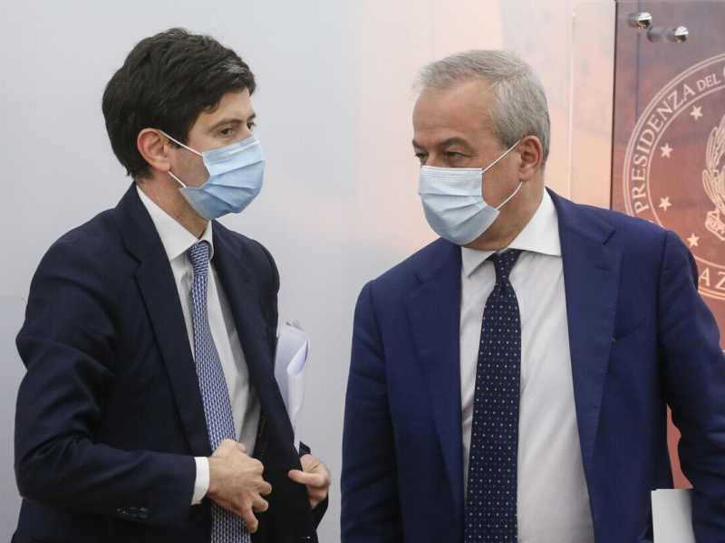 Roberto Speranza e Franco Locatelli (Ansa)