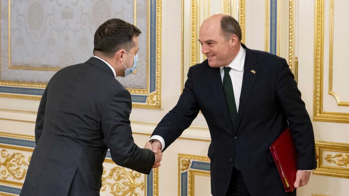 Immagine di Il ponte aereo britannico per rifornire di armi l'Ucraina