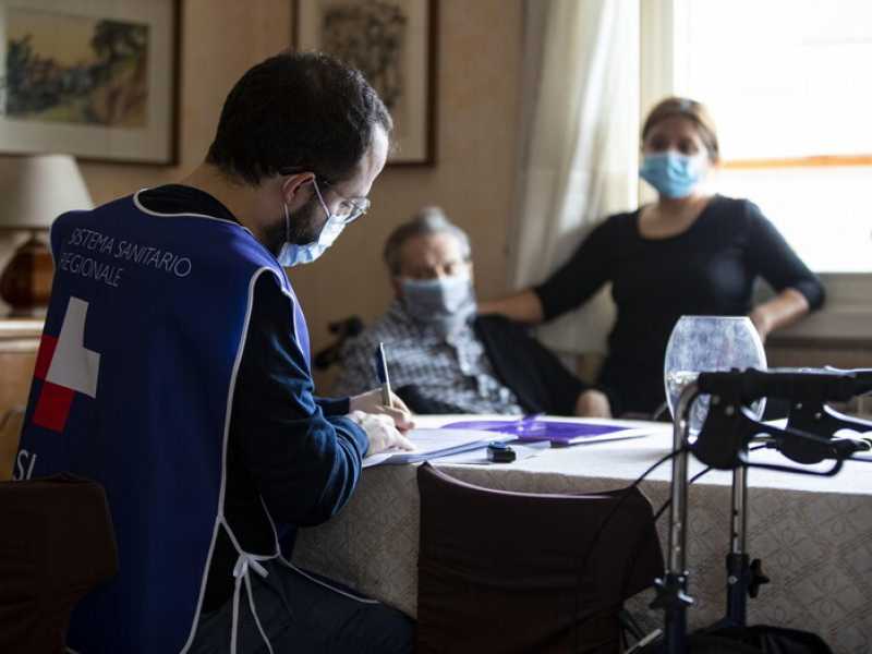 Consiglio di stato boccia Tar: riabilitate le linee guida per le cure domiciliari del Covid