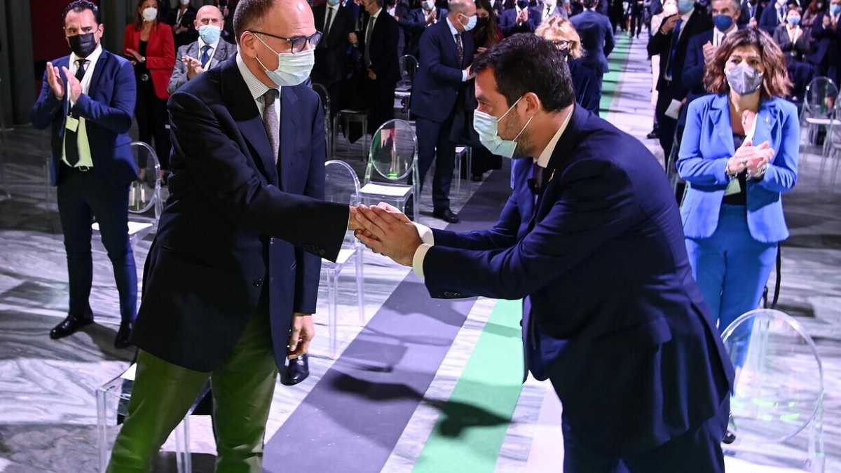 Immagine di Letta vede Renzi, poi sente Salvini. Presto l'incontro per il Colle