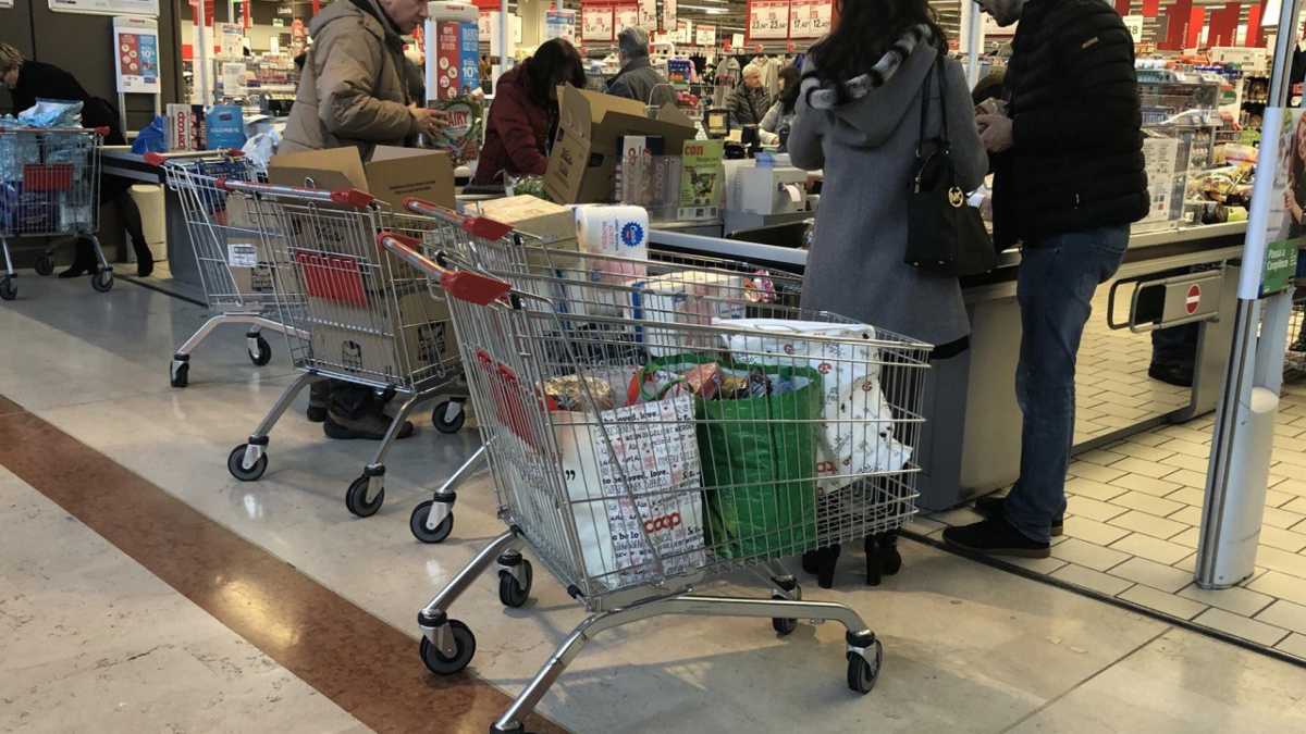 Immagine di Ecco i negozi dove si può entrare senza green pass