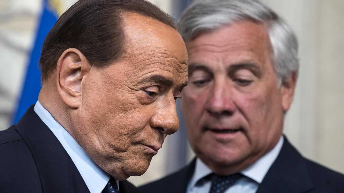 Immagine di Per Berlusconi al Quirinale Mediaset non schiera le truppe