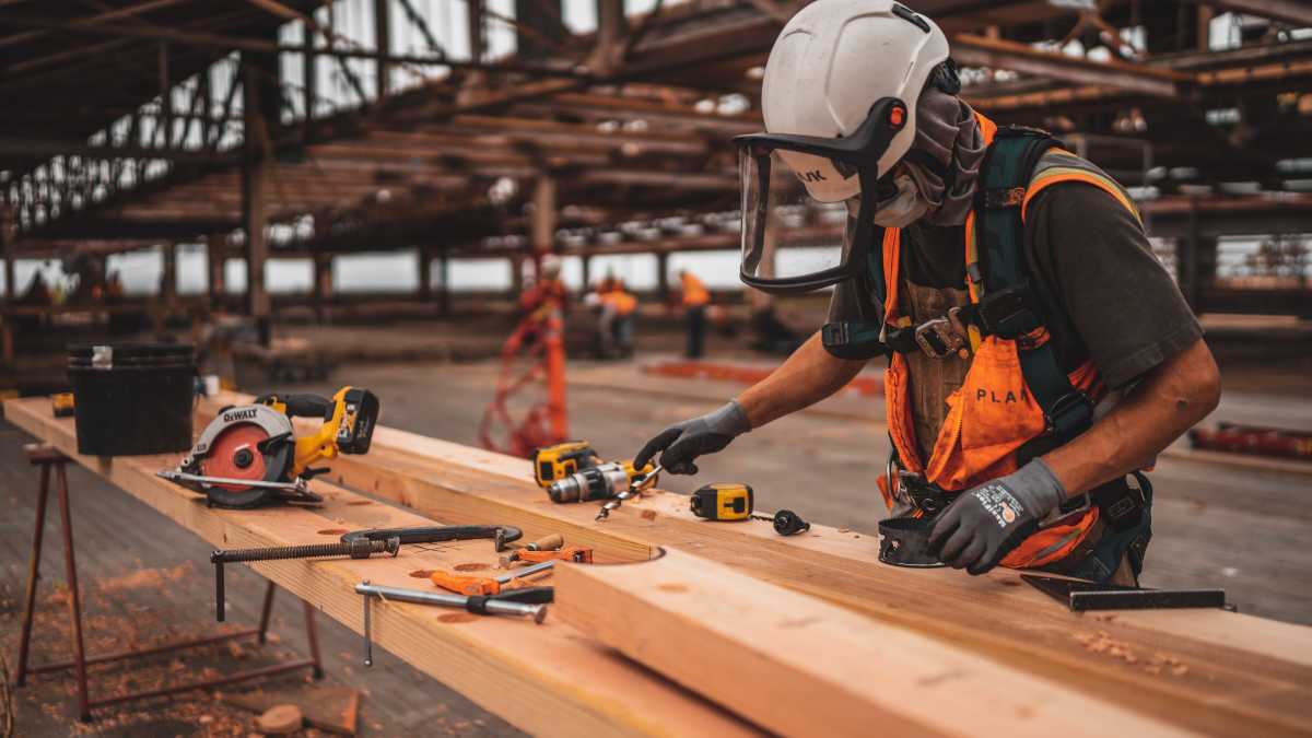 Immagine di Nell’Ue cala la disoccupazione, ma anche l’offerta di lavoro. Come uscirne