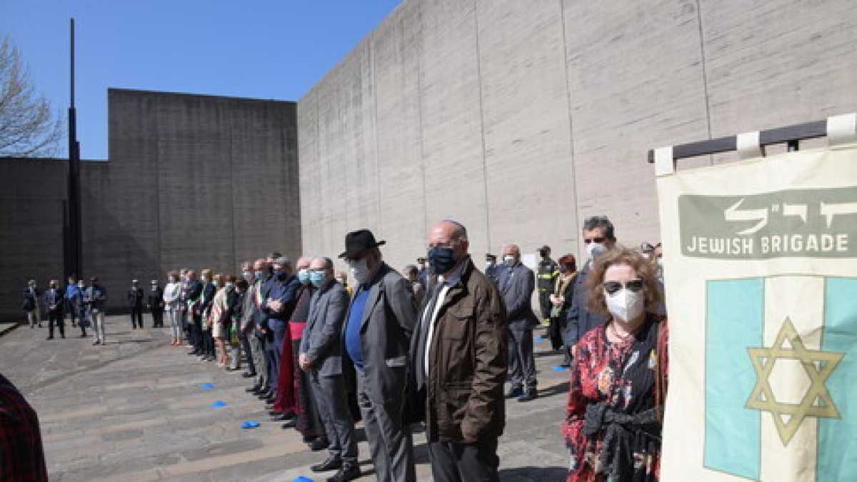 Immagine di Gli edifici dove si consumò la Shoah sono un palinsesto della memoria. Un libro
