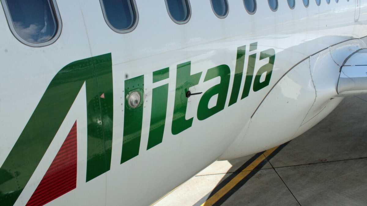 Immagine di Storia dei matrimoni falliti di Alitalia prima della proposta di Msc