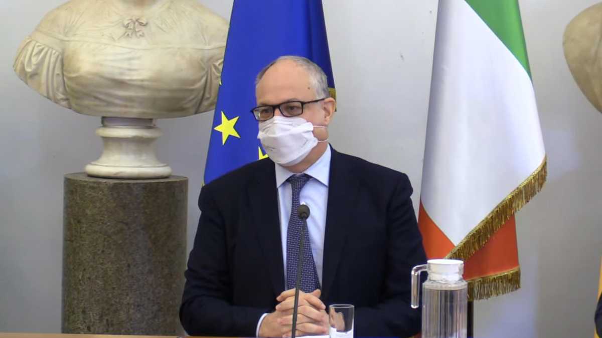 Immagine di Il Campidoglio approva il bilancio, e Gualtieri diventa “progressista dell’anno”
