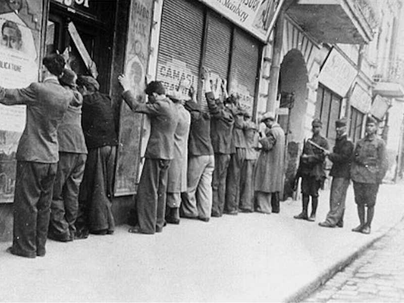 Il Pogrom di Iași, 1941 (Wikimedia Commons) <br />