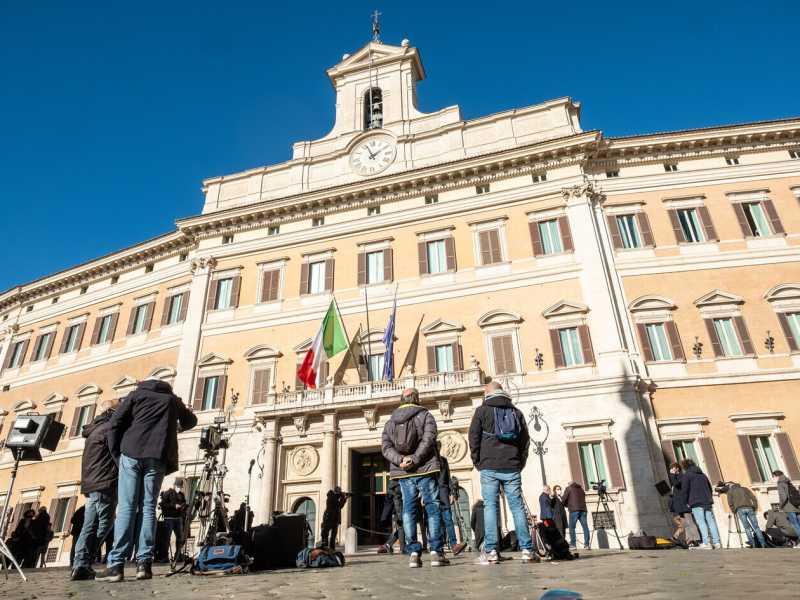 La giornataccia dei mercati e quella del Quirinale