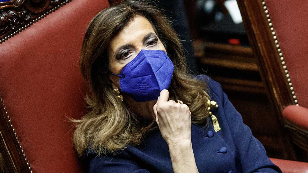 Immagine di Salvini, Casellati e la satira del tradimento annunciato