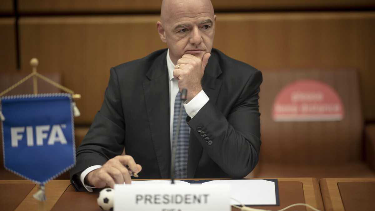 Immagine di Lo spirito di Veltroni si è impossessato di Infantino