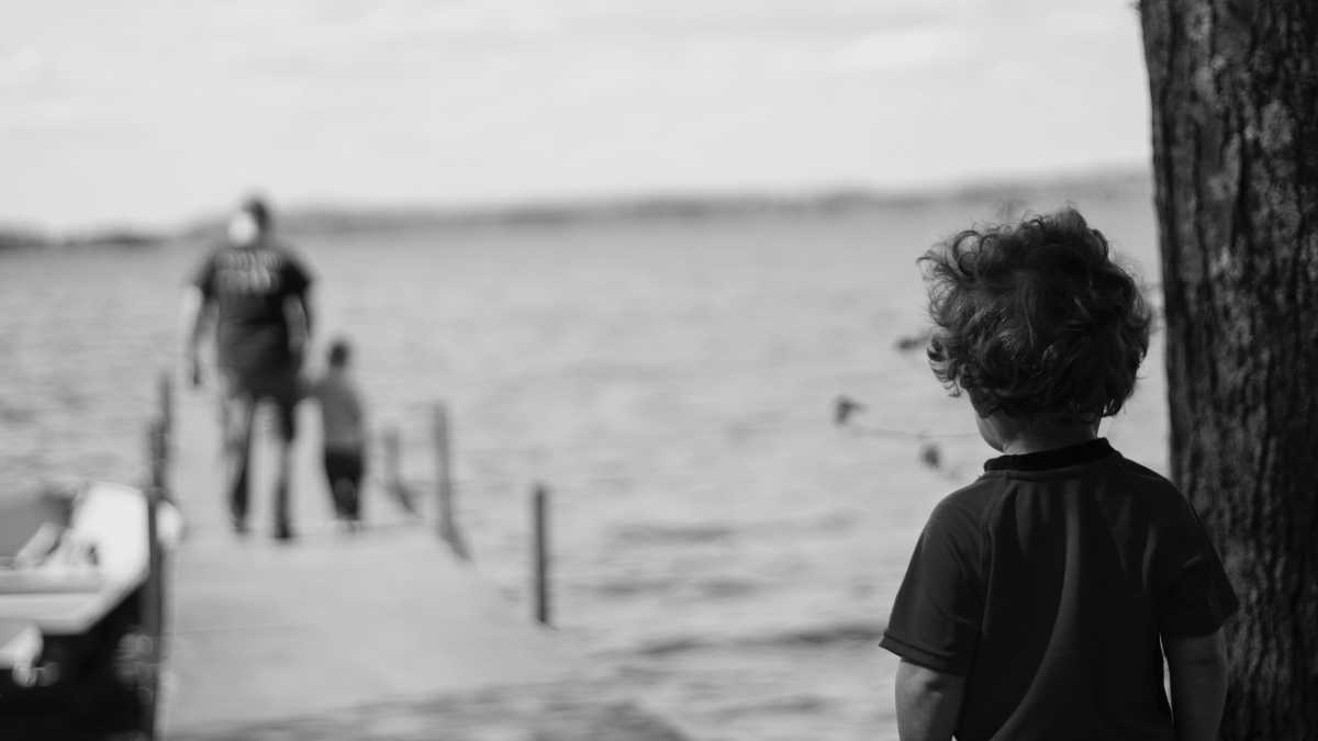 Immagine di Il più grande mistero di un uomo è la vita di suo padre, e la capacità di perdonarlo