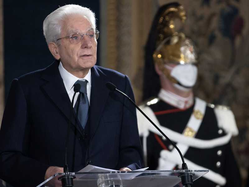 Ecco perché Mattarella non vuole vedere i leader dei partiti