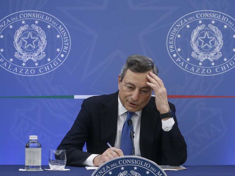 Draghi: "Grazie a Mattarella e acceleriamo sul Pnrr". In Cdm è disputa tra Giorgetti e Speranza