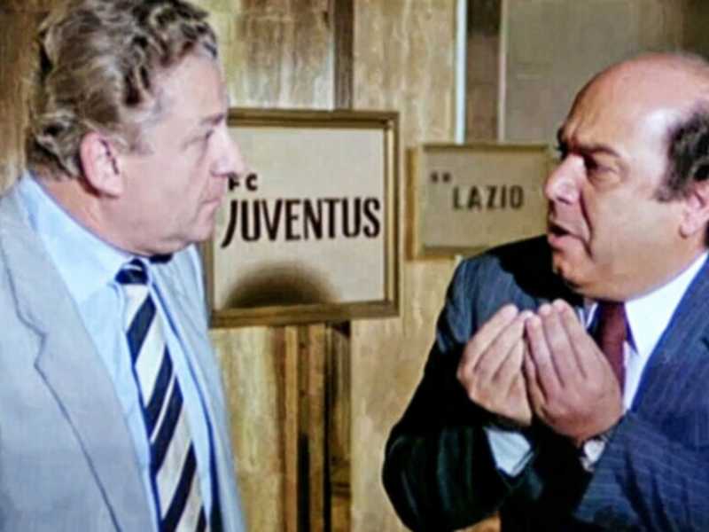 Al Gran calciomercato hotel tutti parlano di soldi senza averli