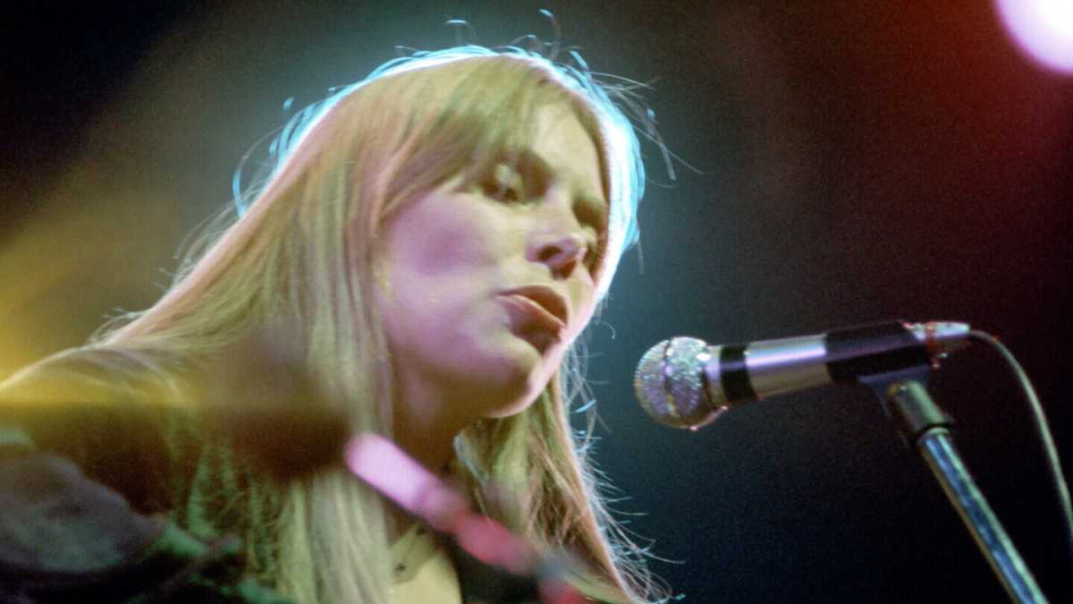 Immagine di Joni Mitchell, l’avventuriera del folk