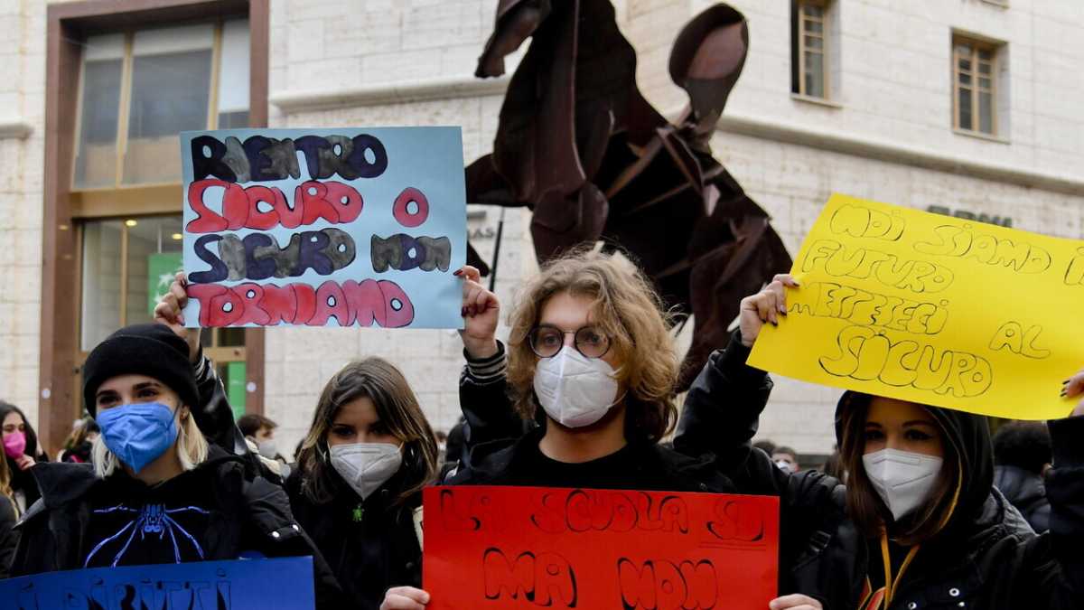 Immagine di Svolta, cancellata la Dad alle elementari per i vaccinati. La Lega non vota