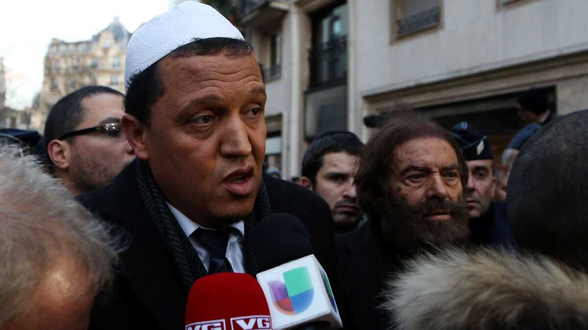 Immagine di Quei 35 critici dell’islamismo costretti alla scorta nella Francia dei Lumi