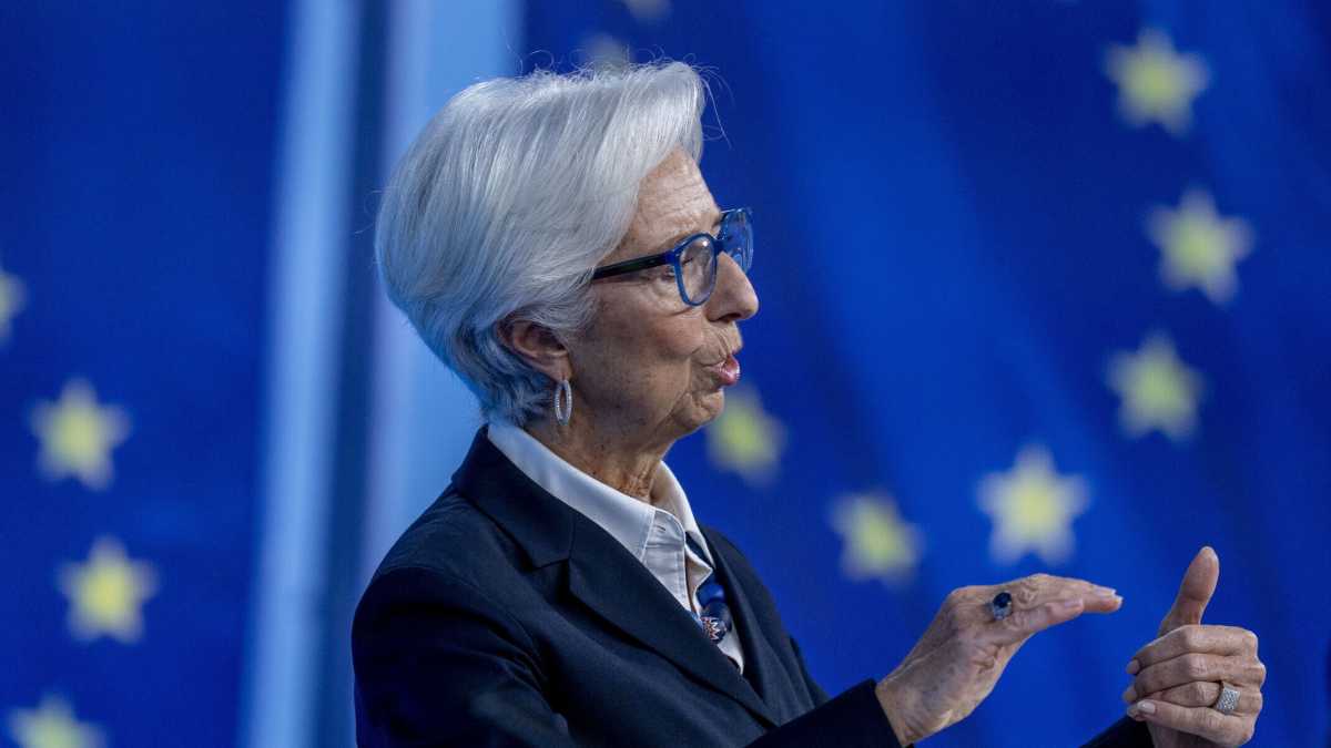 Immagine di Continua la battaglia tra Fed e Bce