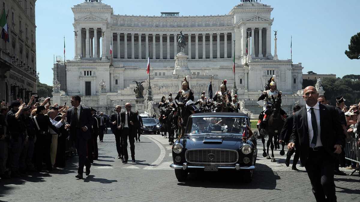 Immagine di Gli anni Sessanta, la Dolce vita del cinema e delle auto, a partire dalla Flaminia presidenziale
