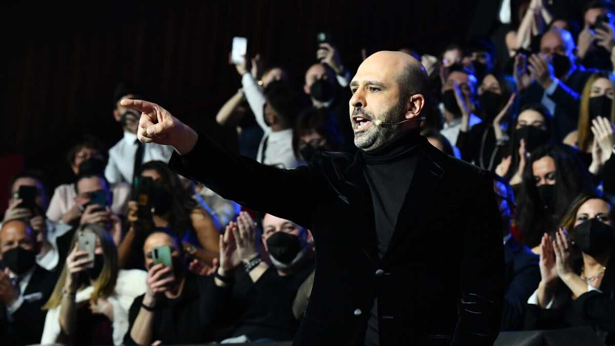 Immagine di Il FantaSanremo delle polemiche. Tra Zalone e Cesarini, ogni pretesto è buono per litigare