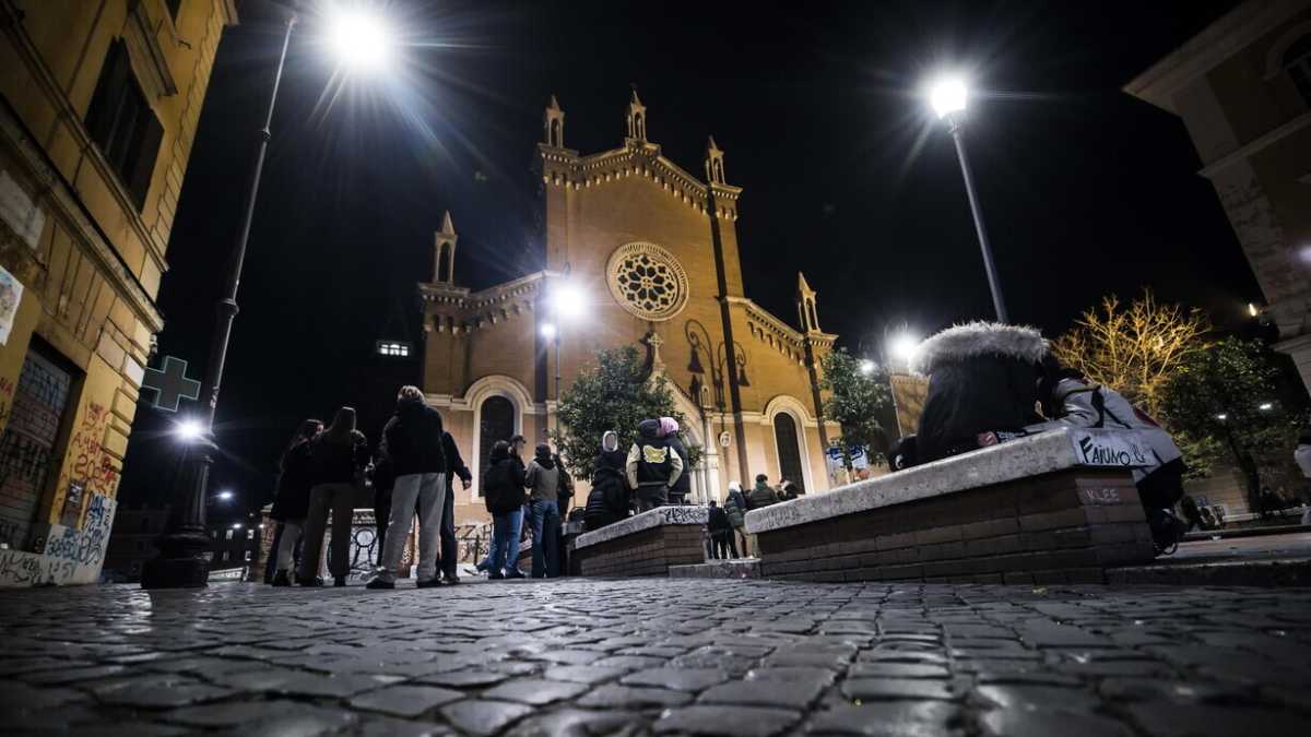 Immagine di Da San Lorenzo al Corviale: Roma balla, sbevazza e si diverte con mostre e libri