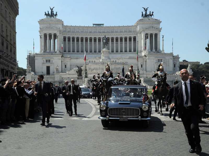 Gli anni Sessanta, la Dolce vita del cinema e delle auto, a partire dalla Flaminia presidenziale