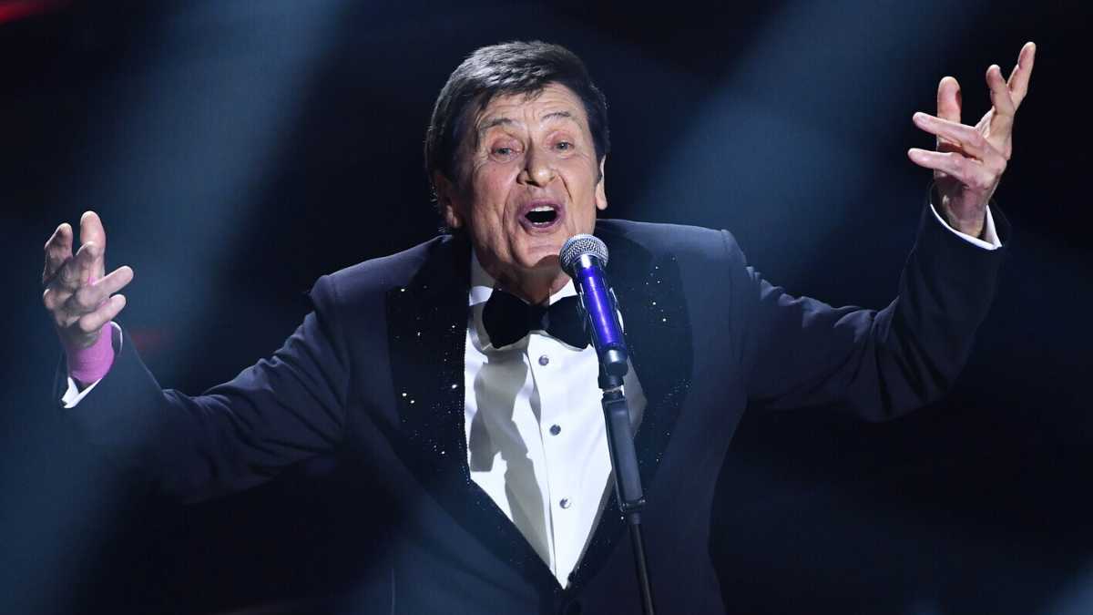 Immagine di Il pezzo forte della terza serata di Sanremo è la pubblicità