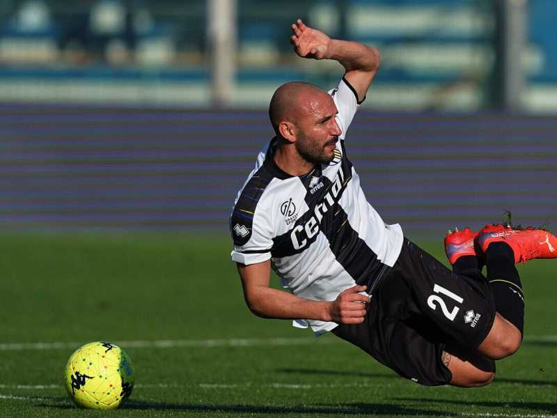 Il secolo dei "minutari". Parma-Crotone le squadre della "coda del maiale"